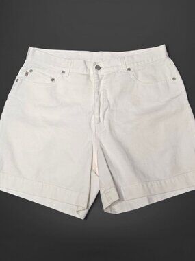 High Sierra Vintage 90s High Rise White Mom Shorts (XL)